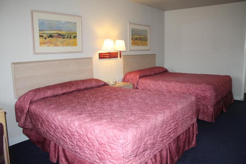 Quality Inn & Suites Fort Worth Exterior photo
